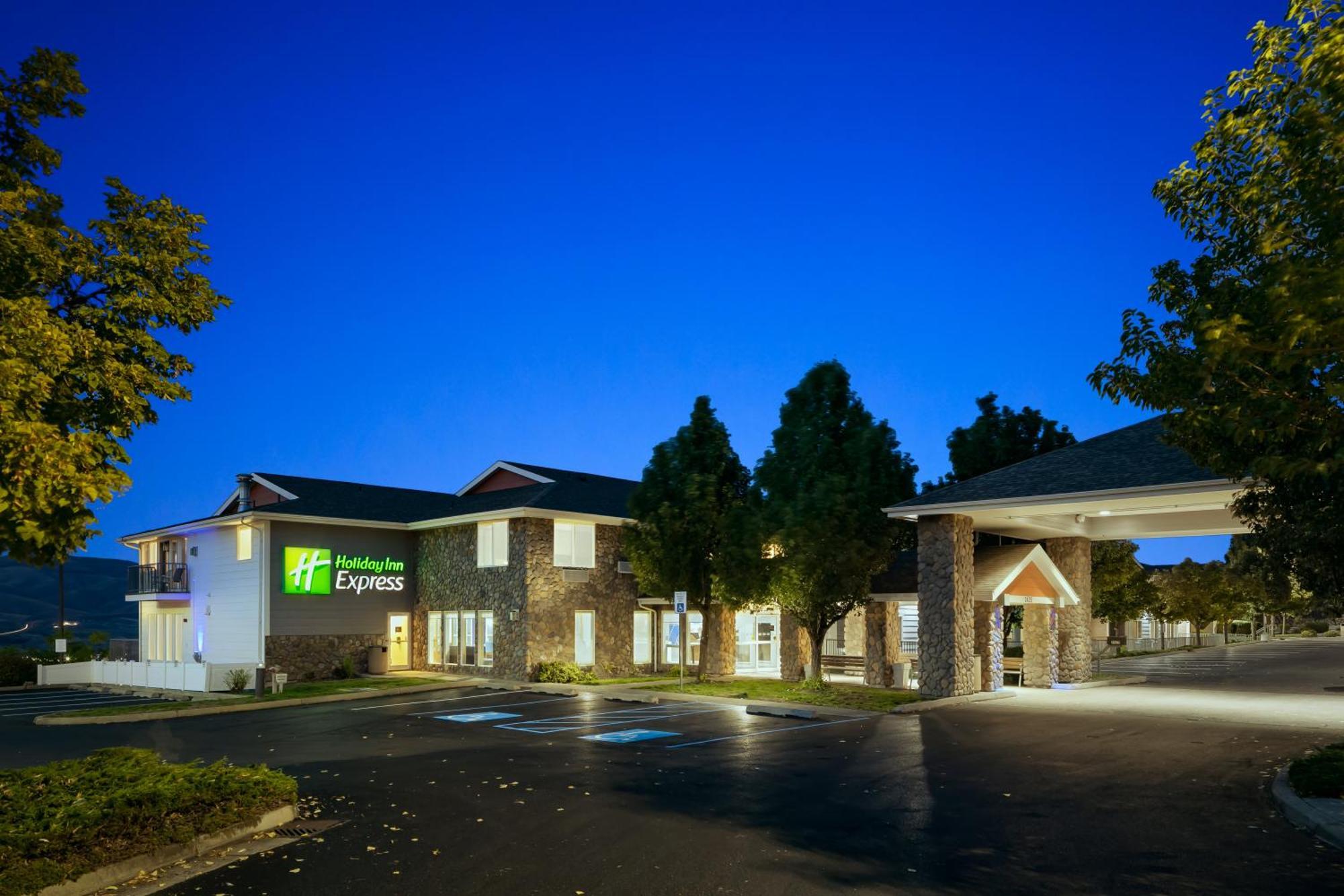 Holiday Inn Express Lewiston By Ihg Eksteriør bilde